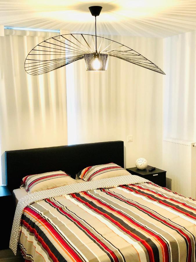 Design Appartement Empire Oostende Bagian luar foto